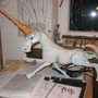 If both the figure itself and the control bar are optimally designed and made, the marionette will perform convincingly.