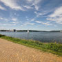Promenade vor dem Haus 