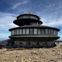 Die berühmte "UFO-Gaststätte" auf der Schneekoppe - Leider geschlossen