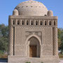 Le mausolée des Samanides à Boukhara (Xème s ap J.C.) construit et décoré avec des briques de terre cuite (photo : C.Ollagnier, 2007)