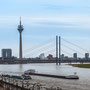 Rheinkniebrücke (Düsseldorf, Deutschland)