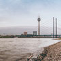 Rheinkniebrücke (Düsseldorf, Deutschland)