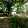 Des habitations sur ce chemin