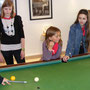 Des filles bien attentives et muettes!!!!!