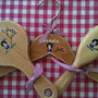 Girls-Set Kleiderbügel, Kinderbürste, Handspiegel