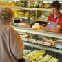 Bäckerei Weißbach Team im Hauptgeschäft › Antonstraße 1 - Foto: © Devant Design