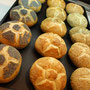 Bäckerei Weißbach › Mohn-, Kaiser- und Sesambrötchen - Foto: © Devant Design