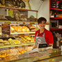 Bäckerei Weißbach Team in der Filiale › Albrecht-Dürer-Straße 95 - Foto: © Devant Design
