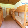 6-Bett-Zimmer mit DU und Waschbecken