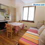 Appartement mit Doppelbett und Hochbett, Küchen- und Essbereich mit Bett, DU/WC/Bidet und Balkon