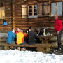 Frühstück vor der Hütte bei angenehmen Temperaturen