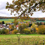 22.10.2025 Buchfinkenland-Rundwanderweg Nieder-Oberrod - P1: Blick auf Niederrod.