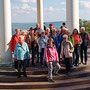 01.10.2025 Niederwalddenkmal-Rüdesheim - P2: Gruppenfoto am Tempel am Niederwalddenkmal.