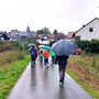 24.09.2025 Rundweg Bechtheim-Beuerbacher See - P1: Ankunft in Bechtheim und es regnet immer weiter.