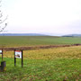 22.01.2025 Waffelfabrik Orlen-Steckenroth - P1: Blick vom Römerplatz auf zwei mobile Hühnerfarmen.