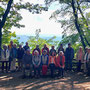 01.10.2025 Niederwalddenkmal-Rüdesheim - P1: Gruppenfoto am Aussichtspunkt Binger Blick.