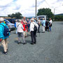 30.07.2025 Rundweg Riedelbach: Treffpunkt der Wanderinnen und Wanderer auf dem Parkplatz an der B275 nahe dem Segelflugplatz Riedelbach.