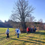 18.03.2026 K514 hinter Dombach-Eichelbacher Hof-Vogelburg-Hasselbach - P1: Auf dem Wiesenweg zur Vogelburg Weilrod.