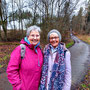 29.01.2025 Rundweg Parkplatz Eisersbach B417 - P1: Ingrid und Gertrud am Wasserloch.