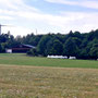 30.07.2025 Rundweg Riedelbach - P1/P2: "Verpackte" Segelflieger auf dem Segelflugplatz Riedelbach.