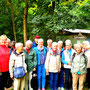 17.09.2025 Rettershof - Rundwanderweg R5 - P2: Gruppenfoto auf dem Liebespfad.