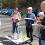 15.04.2026 Wallrabenstein - P3: Vor der Wanderung eine kleine Stärkung - Rhabarberkuchen mit Streusel und Kaffee.