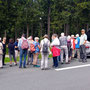 11.06.2025 Rundweg Großer und Kleiner Feldberg: Treffpunkt der Wanderinnen und Wanderer auf dem Parkplatz Windeck unterhalb des Großen Feldbergs.