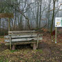 15.01.2025 Rundweg Zugmantel bei Orlen - P1: An dem kleinen Rastplatz mit einer Info-Tafel zur Eschenhahner Runde.