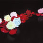 「黒い空間…薔薇と色」／ 4号F(33.3×24.2cm) ／ 油彩画、パネル、布(キャラコ)