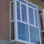 Cerramiento de balcón estilo mirador