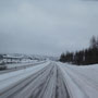 Eine schöne landschaft durch Schweden immer grade aus