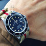 Band: Nato G10 »Red Cotton« | Uhr: Rolex Submariner 16800