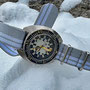 Band: Nato Matt »Moto Grigio« | Uhr: Synchron Poseidon Ice Diver