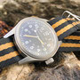 Band: Sample UL Seatbelt Nato »Goldfinger «| Uhr: Hamilton Khaki Mech