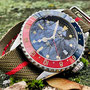 Band: Solitary Nato »Yul«  | Uhr: Steinhart Ocean 39 Vintage GMT Blue Red