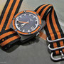 Band: Zulu HC 3 Ring, »Orange Bond« | Uhr: Longines Ultronic Diver, Ref. 8484, aus den 70ern