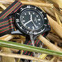 Band: Nato Split PVD »Real Bond Olive« | Uhr: Corvus Bradley FSC