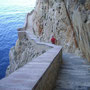 Spektakuläre Treppe zur "Grotta di Nettuno"