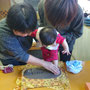 １才の記念に足形もいいね♪