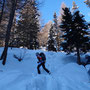 es geht hoch durch steile Wälder