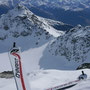 Ski zeigt auf den Muntpitschen
