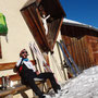 Gipfelschnaps auf der Alm