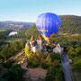 Château des Milandes à 1 km du Coustaty vue de montgolfière