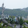 Tempel mit riesiger Statue