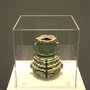 Low pixel CG 「POP ICON」 -yabure-　　　       2012  ceramic,Acryl box  15×15×15(cm)　　個人蔵