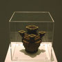 Low pixel CG 「POP ICON」 -takou-　　　       2012  ceramic,Acryl box  15×15×15(cm)