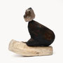 Katje op Boomstam 35x12x35cm 