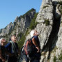 Commemorazione alla Torre dell'Emmele: da sinistra P. Radin, F. Castagna e S. Martini - Fonte A. Rampini per SUMMIT POST