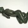 bruno walpoth, "slow awakening", 2021, no. 1/8, 9 x 36 x 19 cm,  bronze – erlas galerie