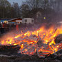 © Feuerwehr Völksen - Osterfeuer 2012
